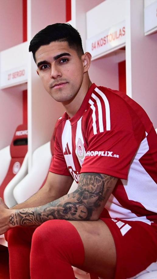 “Voy a tratar de hacer goles y asistencias, poner mi granito de arena. Espero que nos apoyen en todo momento, este equipo va a pelear en todas las competiciones”, añadió el oriundo de La Ceiba.