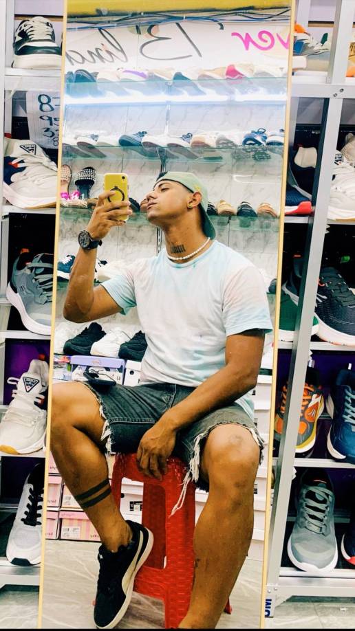 Banegas disputó ayer el partido de preparación y regresó junto a sus compañeros a San Luis, a unos 70 kilómetros por carreteras colmadas, en varios tramos cerca de San Luis, por baches y curvas peligrosas. 