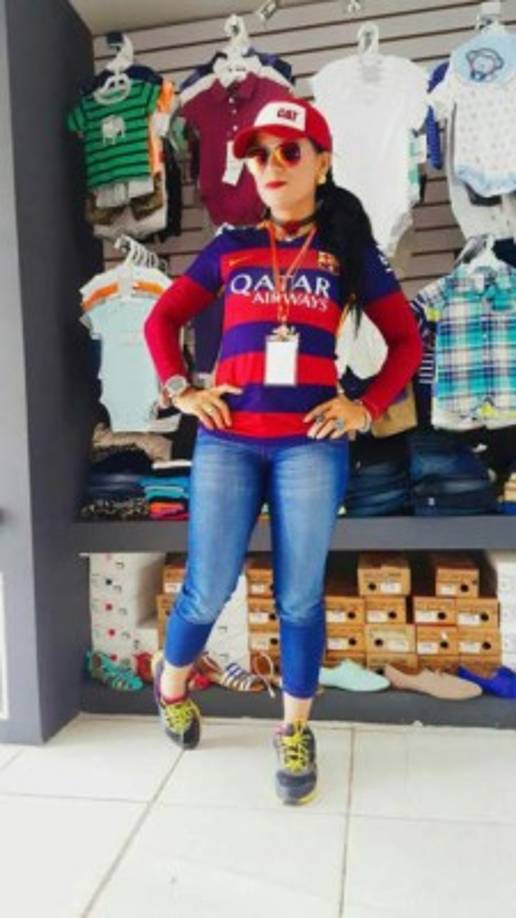 Erika Aceituno es aficionada del FC Barcelona y no se pierde sus partidos.