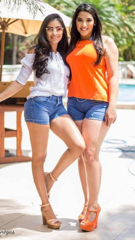 ”Yo a Alejandra ayer la encontré en un restaurante y la felicité por su boda. Y deje de estar inventando, yo no soy amiga de Alejandra, somos compañeras de trabajo... Yo ni sabía cuándo era la boda”, prosiguió Lanza.