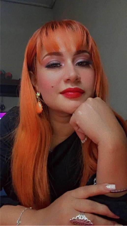 El cuerpo de Dulce Iveth tenía varios balazos. Vecinos detectaron el cuerpo de la joven a orilla de una carretera de esa zona. 