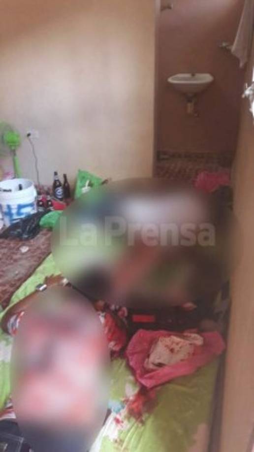 Una sexta persona fue trasladada gravemente herida por el Cuerpo de Bomberos hacia el hospital San Francisco por lo que la cifra puede aumentar. <br/>