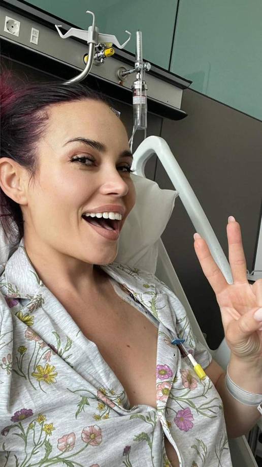 Anca, nacida en Rumania y residente en España, había construido una exitosa carrera como influencer, compartiendo consejos sobre salud, bienestar y moda. 