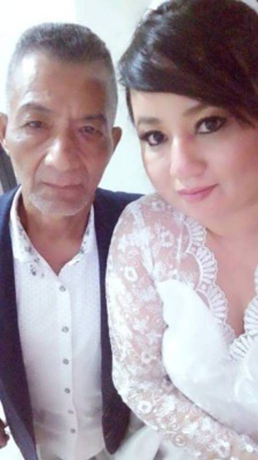 'Mi padre adorado, que Dios me siga bendiciendo teniéndote en mi vida muchísimos años más', publicó en Facebook Angélica María de Orellana.