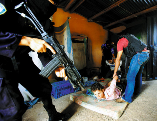 Policía rescata sano y salvo a hijo de Facussé