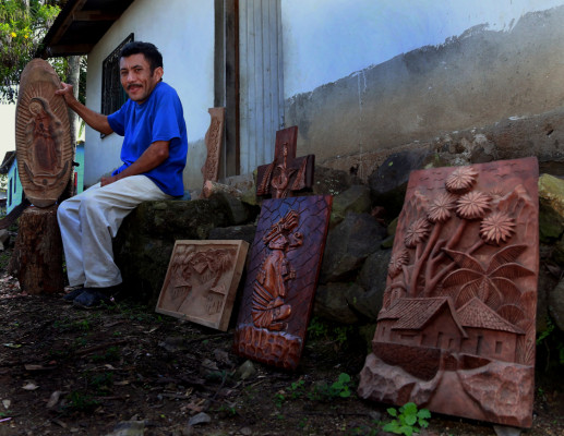 Los expertos hacen malabares con los trompos de Nano