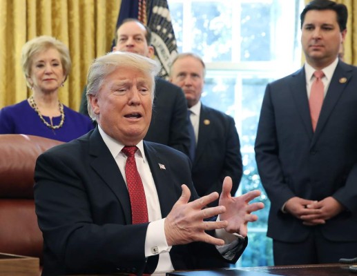 Trump dice que la crisis en la frontera con México es 'peor que Afganistán'