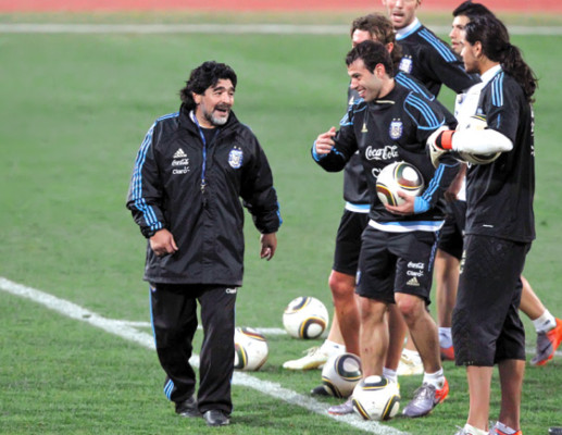 'Que no vaya a pasar nada raro': Maradona