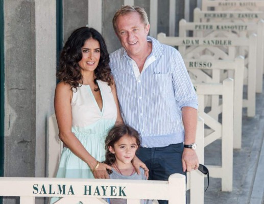 Quieren secuestrar a hija de Salma Hayek