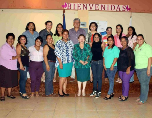 Inducen a mujeres del Valle de Sula a ser microempresarias