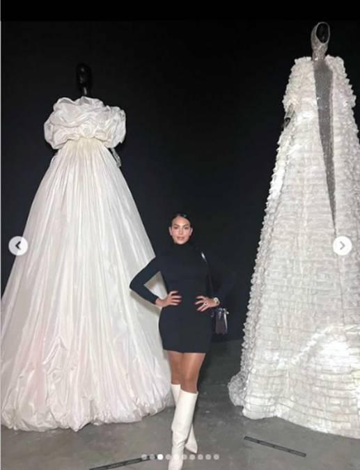 Georgina Rodríguez estuvo en el Mundial de Qatar 2022 y durante su estadía en Doha estuvo viendo una tienda de vestidos de novia.
