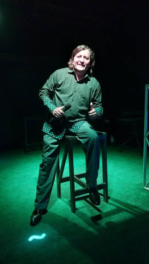 Cabe mencionar que, Mauricio se destacó como cantante e imitador de Camilo Sesto en eventos públicos y privados en el país.