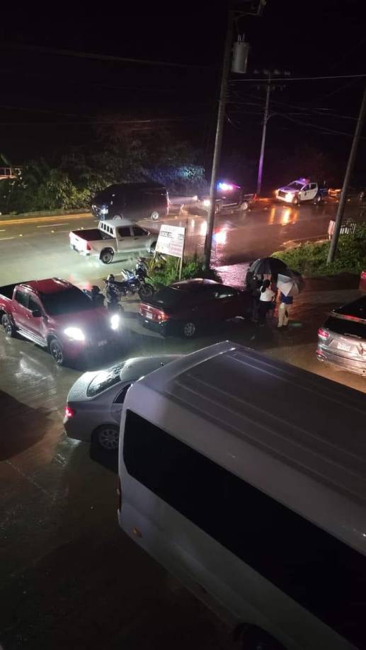 Debido a esta situación, decidió denunciarla ante los Juzgados de Paz de Roatán. Bodden también detalló que el fiscal a cargo de su caso le aseguró que <b>la mujer no volvería a molestarlo</b> y que debía dejar de preocuparse.