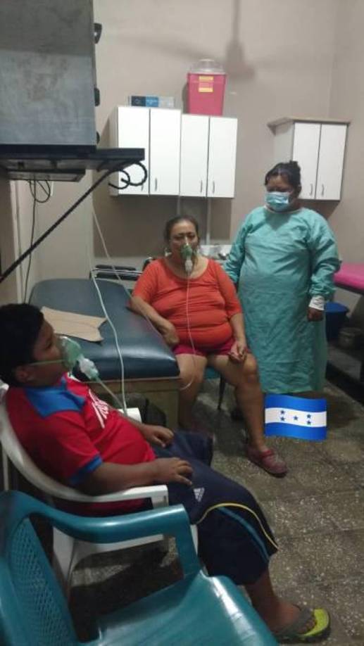 La sampedrana, quien es Bachiller Técnico en Computación, laboraba como auxiliar de archivo a medio tiempo en un centro de salud, hasta que en marzo 2020, durante la emergencia del Covid-19, fue contratada como promotora de salud del programa Fuerza Honduras, financiado por el BID.