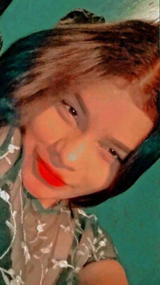 Estudió en el instituto Edgardo Alanís Lagos.