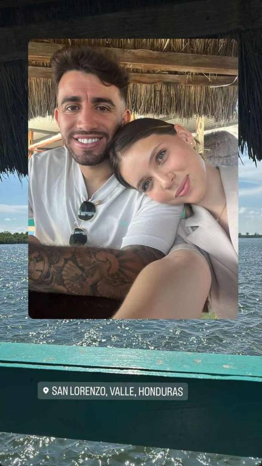 Agustín Auzmendi, delantero argentino de Motagua, disfrutó de una visita a San Lorenzo, Valle, con su bella novia Cecilia García.