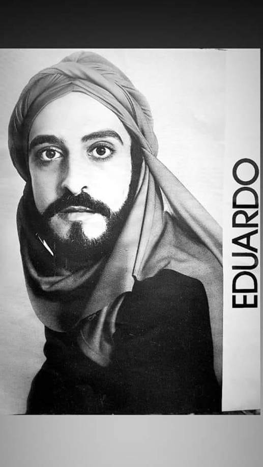 El reconocido diseñador internacional Eduardo Zablah, conocido como el zar de la belleza y rey del Carnaval de La Ceiba, por sus espectaculares atuendos que luce en sus carrozas. A veces es controversial, pero sin duda ha honrado a su ciudad en el extranjero. 