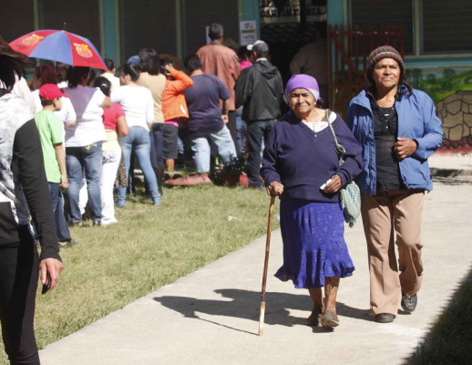 Fervor catracho en las calles por desarrollo de elecciones en Honduras