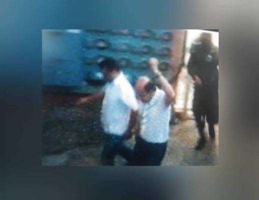 Jueza dicta medidas distintas a la prisión a exdirectivos del IHSS