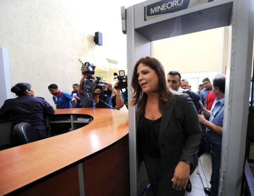 Investigan venta de Astropharma