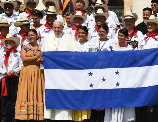 Banda Juvenil 504 toca ante el Papa Francisco en el Vaticano