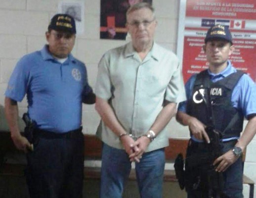 Capturan a estadounidense por supuestos actos de lujuria en San Pedro Sula