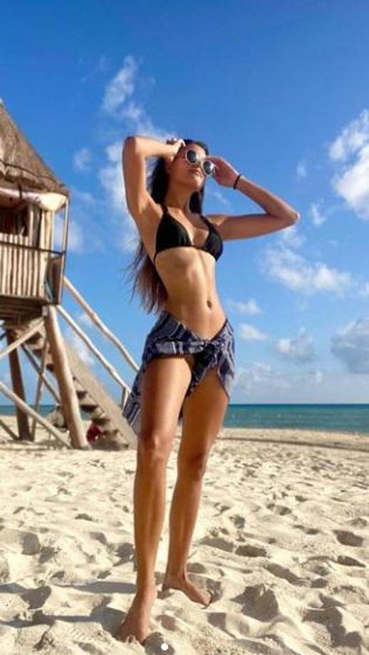 “Nos encontramos en un mundo donde no todos tenemos que estar de acuerdo con todo. Están en su derecho a decirme lo que quieran. A mi parecer no actué mal, solamente estaba haciendo una propuesta de trabajo y si él lo tomó a mal, pues sinceramente no era mi intención”, dijo la joven.