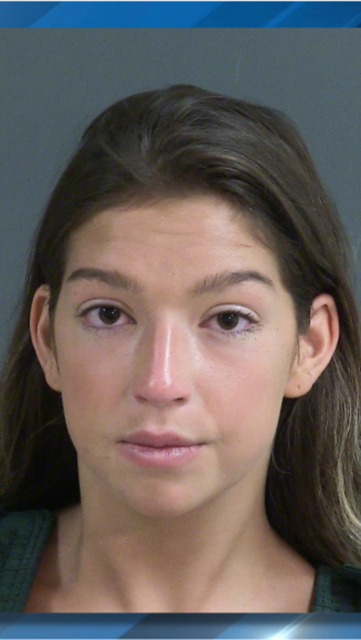 Adicionalmente, Komoroski recibió sentencias de 15 años por cada uno de los dos cargos de lesiones corporales graves y 10 años por homicidio imprudente, todas a cumplirse simultáneamente.