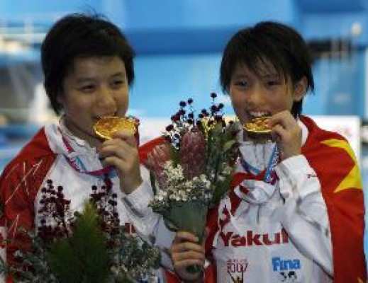China domina en clavados y España logra su primera medalla