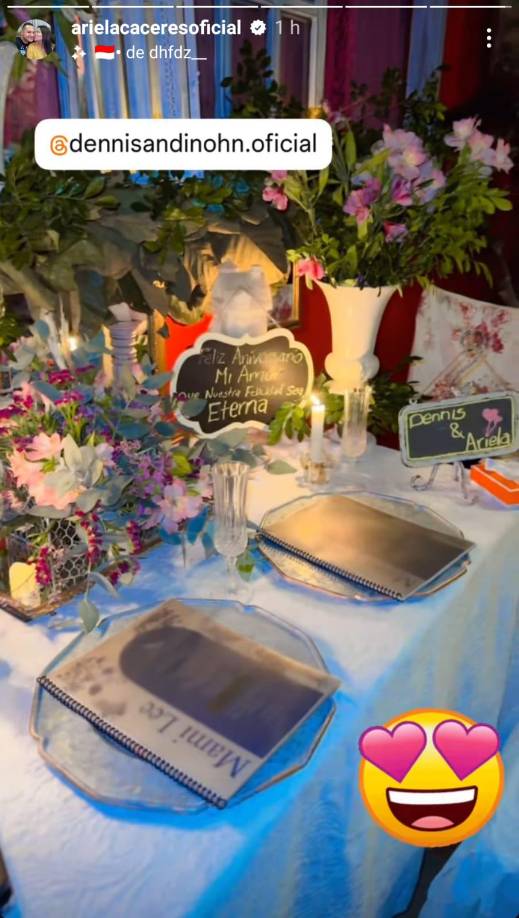 “Ha sido una aventura hermosa, Dios nos bendecirá con más años juntos, una eternidad juntos”, fueron las palabras de Dennis Andino durante la historia que subió su esposa. En la mesa también se pudieron nota mensajes de amor. Finalmente, Cáceres dijo: “¡Bueno, una gran noche!”.