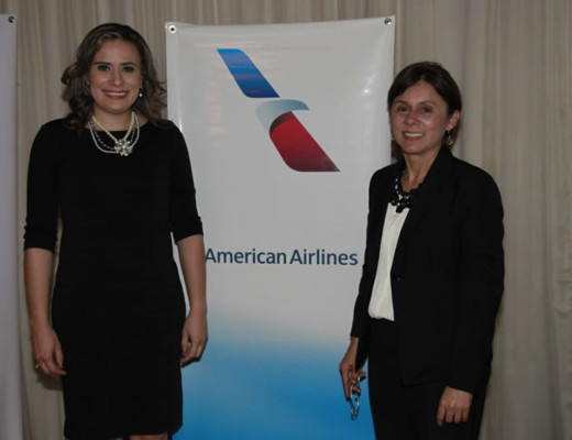 Brindis por el liderazgo total.