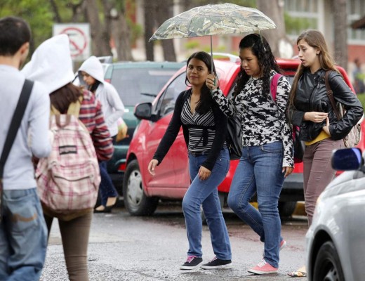 Lluvias leves provocará hoy el paso de onda tropical