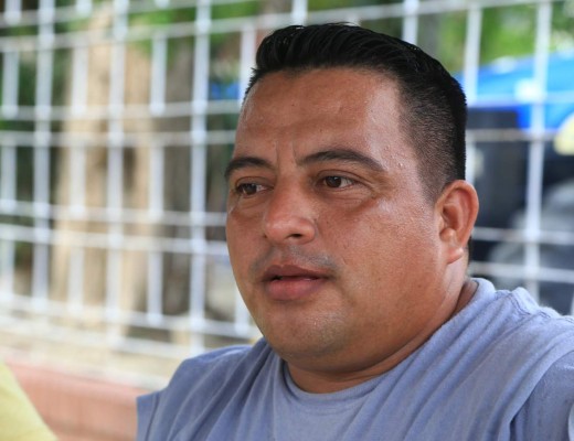 Colonos del sector Ticamaya imploran arreglo de calle de acceso a la zona