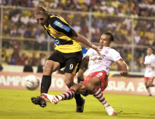 Hispano abandonó el último puesto del descenso