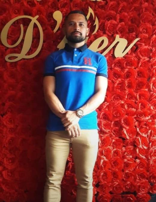 El Rincón D’lier es el nombre del restaurante que abrió el defensor Omar Elvir junto a su compañero de equipo Marlon Licona.