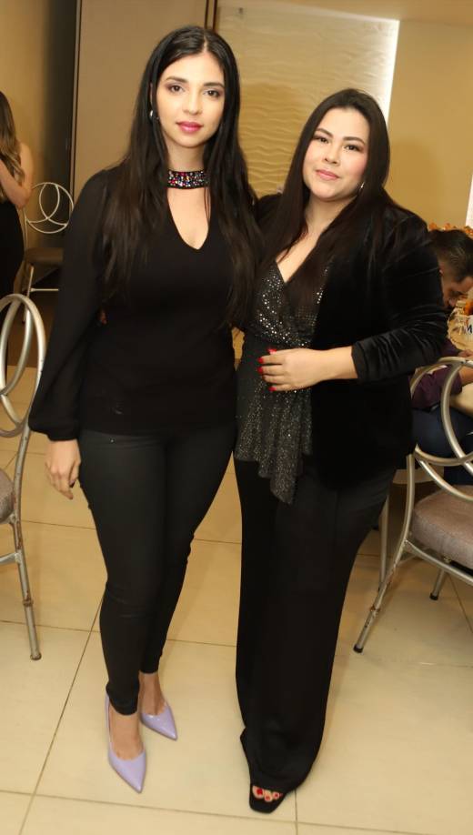 Mariana Sagastume y Ana Suazo