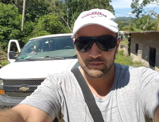 Despiden a funcionario por burlarse de masacre en club gay de Orlando