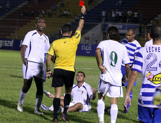 Victoria se impuso en casa al Real Juventud