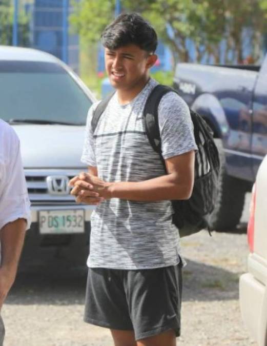 El joven futbolista Alexander Bahr, nacido en Estados Unidos y mundialista Sub-17 con Honduras en la Copa del Mundo de 2017, estuvo entrenando con el Motagua buscando quedarse, pero no lo logró y ahora intentará en otro club.
