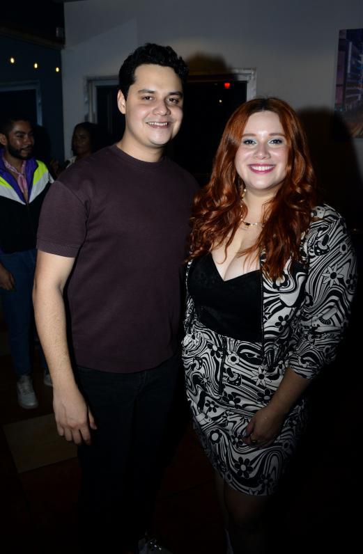 Los artistas Edwin André y Laura Fernández, integrantes de la banda musical Ella Rockwell.