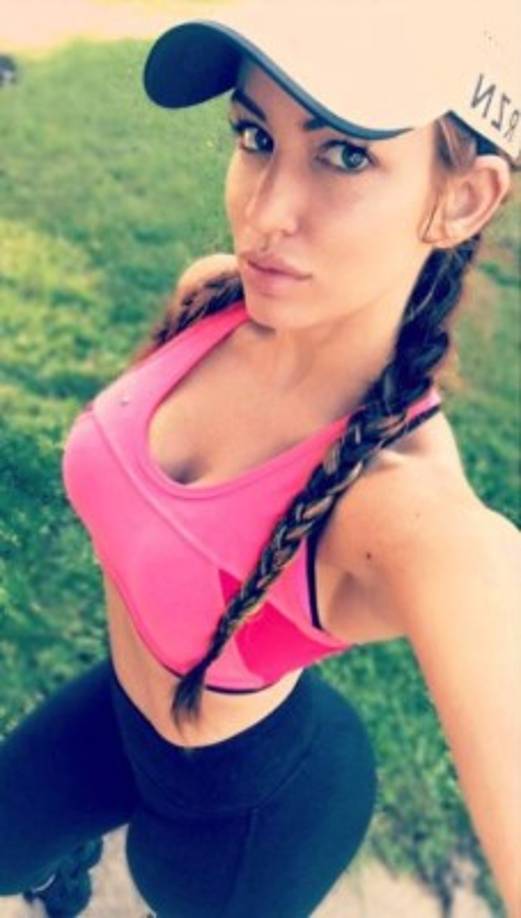 Su cuerpo celestial se ha ganado la simpatía se sus seguidores en instagram.