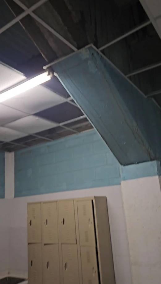 Las pésimas condiciones del camerino asignado a Olimpia en estadio de Choluteca vs UPN