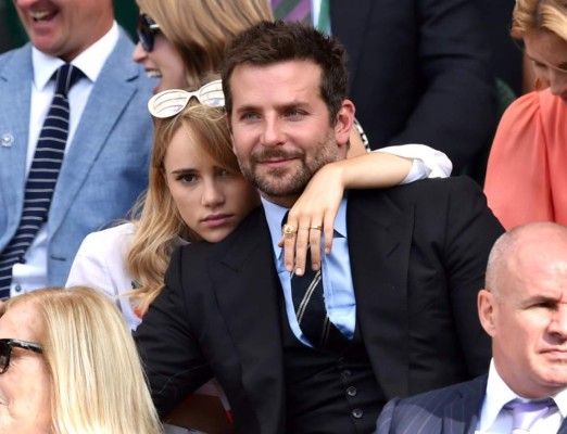 Bradley Cooper y Suki Waterhouse.