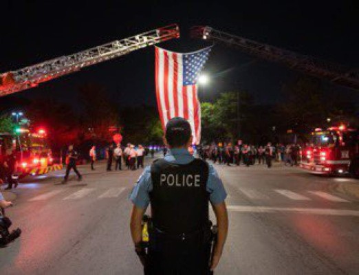 Cuomo se queda solo tras renuncia de su principal asesora