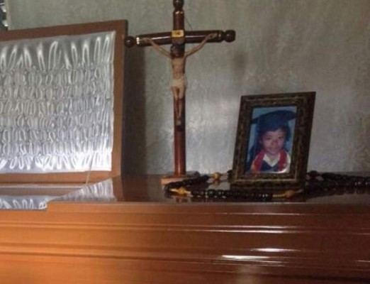 Autoridades decomisan taxi donde habrían trasladado a niña del Central