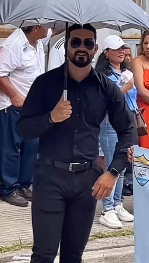 Las hondureñas no tardaron en hacerlo viral en las redes sociales, donde los comentarios se llenaron de piropos y admiración.