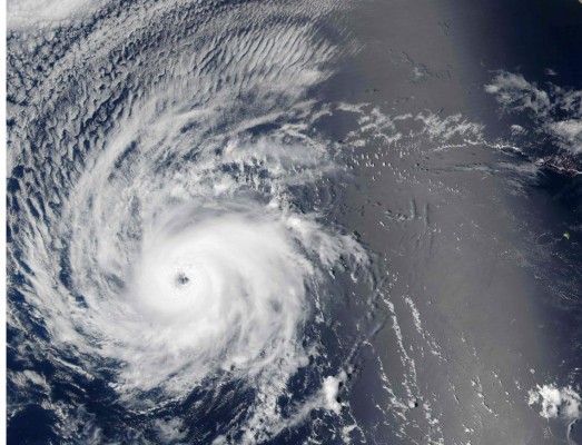 Huracán Madeline sorprendería a Obama en Hawái