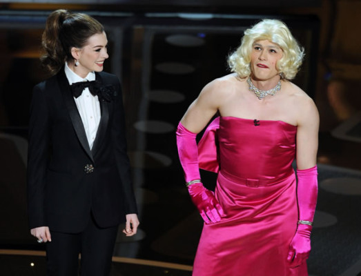 Oscar: Los ocho vestidos de Anne Hathaway