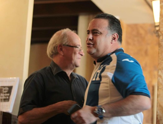 Armando Calidonio llegó a visitar a la Bicolor