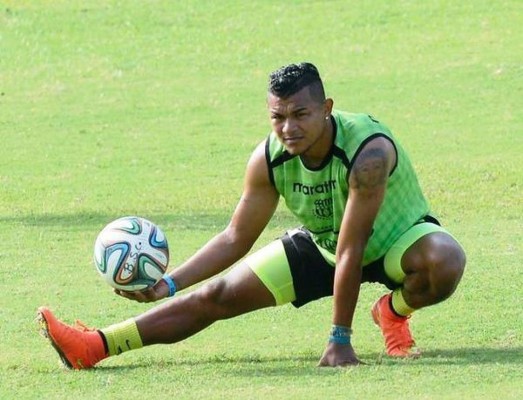 El hondureño Mario Martínez podría debutar el domingo